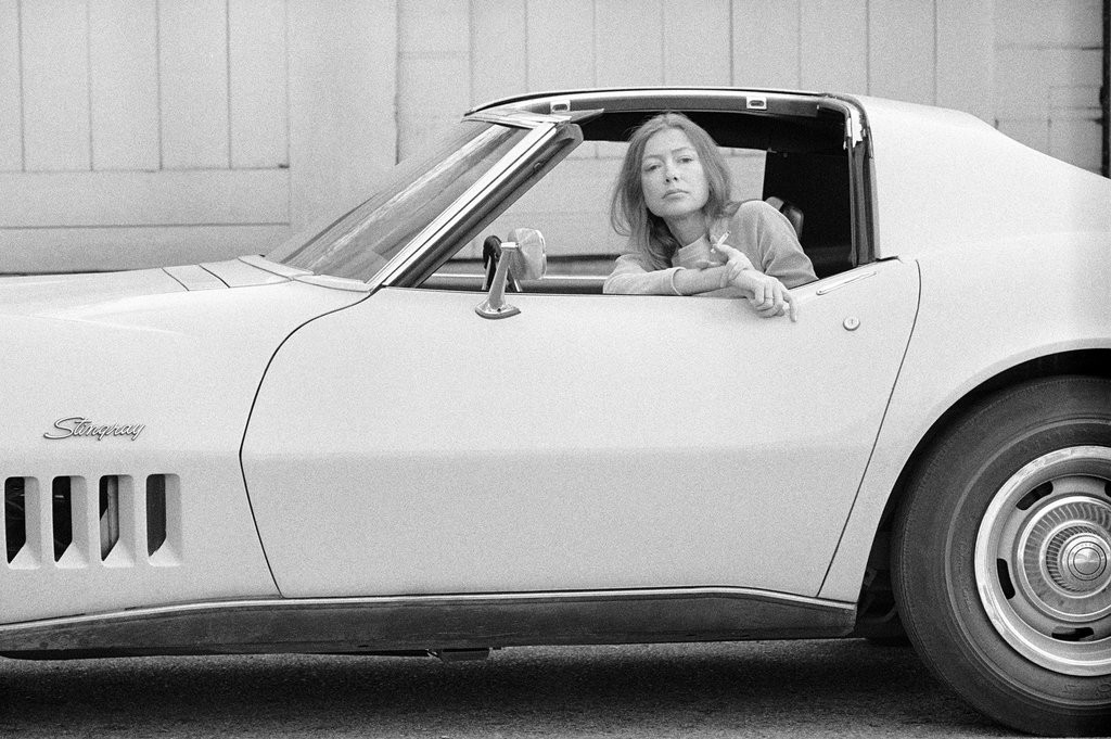 Julian-Wasser-Joan-Didion-Stingray